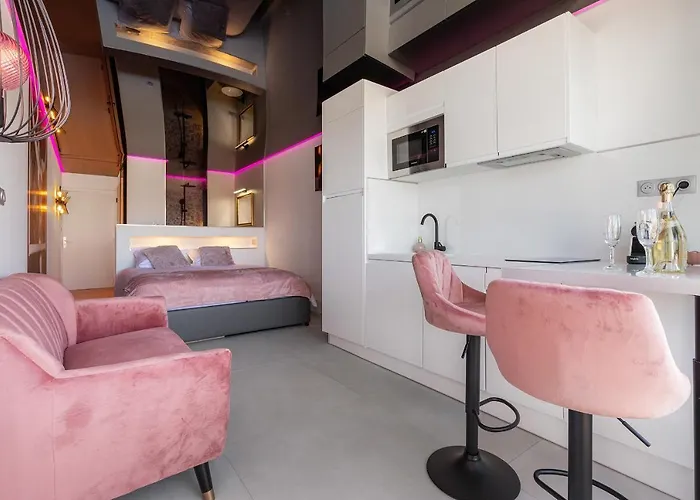 Cabaret Naturiste Port Nature Appartement *